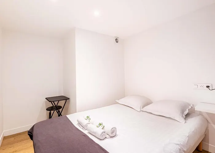 Disponible - - Equipped Souplex - Mezzanine Bedrooms - From 1 To 6 Guests - Departure Up To 11am - Entrance From 4 Pm