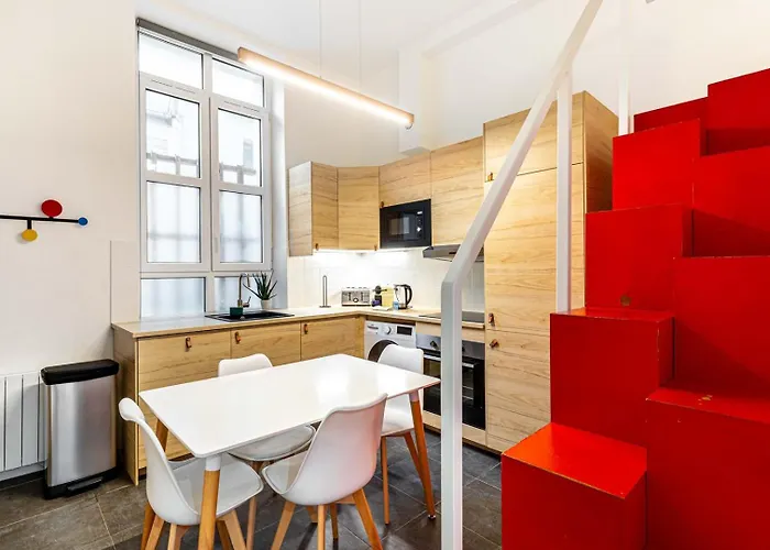 Disponible - - Equipped Souplex - Mezzanine Bedrooms - From 1 To 6 Guests - Departure Up To 11am - Entrance From 4 Pm