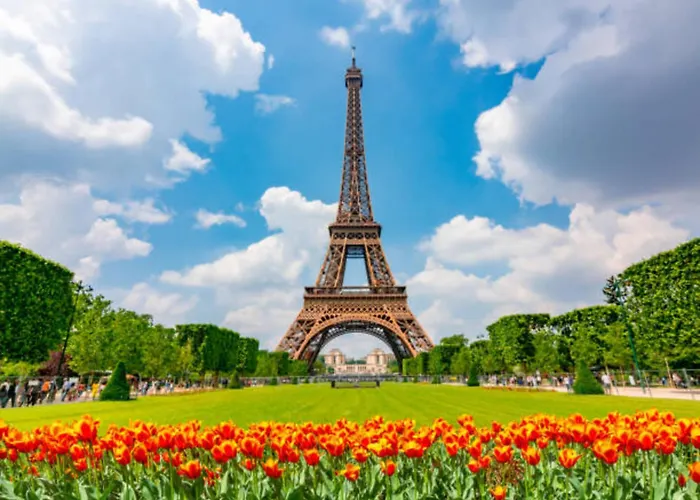 Disponible - - Equipped Souplex - Mezzanine Bedrooms - From 1 To 6 Guests - Departure Up To 11am - Entrance From 4 Pm アパート パリ